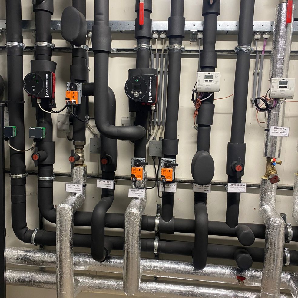 gekoeld-water-leidingen-en-cv-leidingen-warmtepompen.jpg